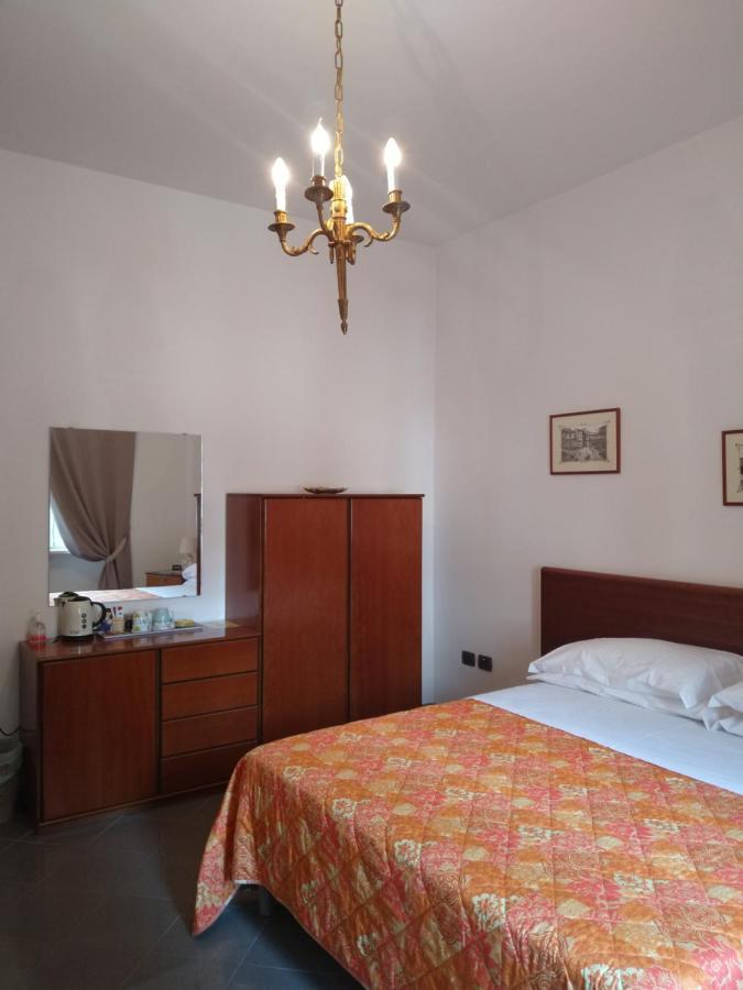 B&B Galileo Неаполь Экстерьер фото